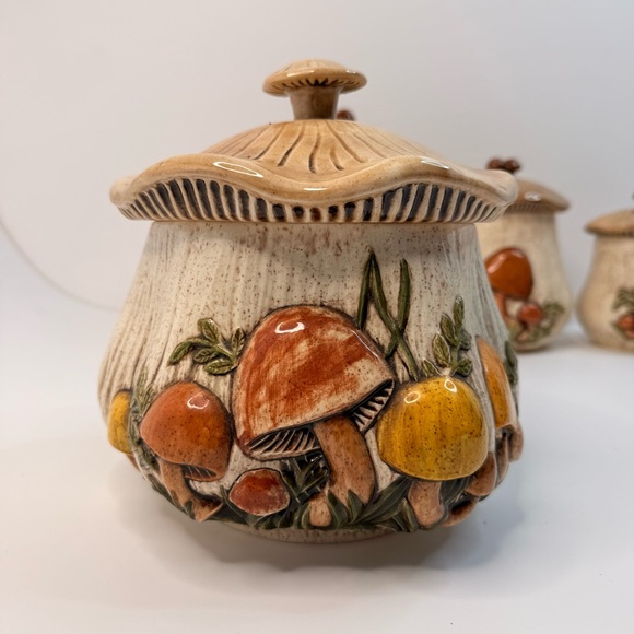 Vintage Arnel's Ceramic Mushroom Canisters Set of 3 + Soup Tureen  1970’s - Picture 15 of 16
